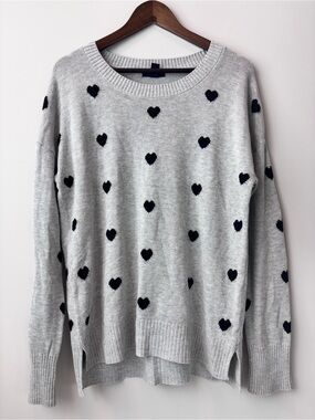 GAP Women’s Heart Print Knit Sweater – Gray & Black – Size M